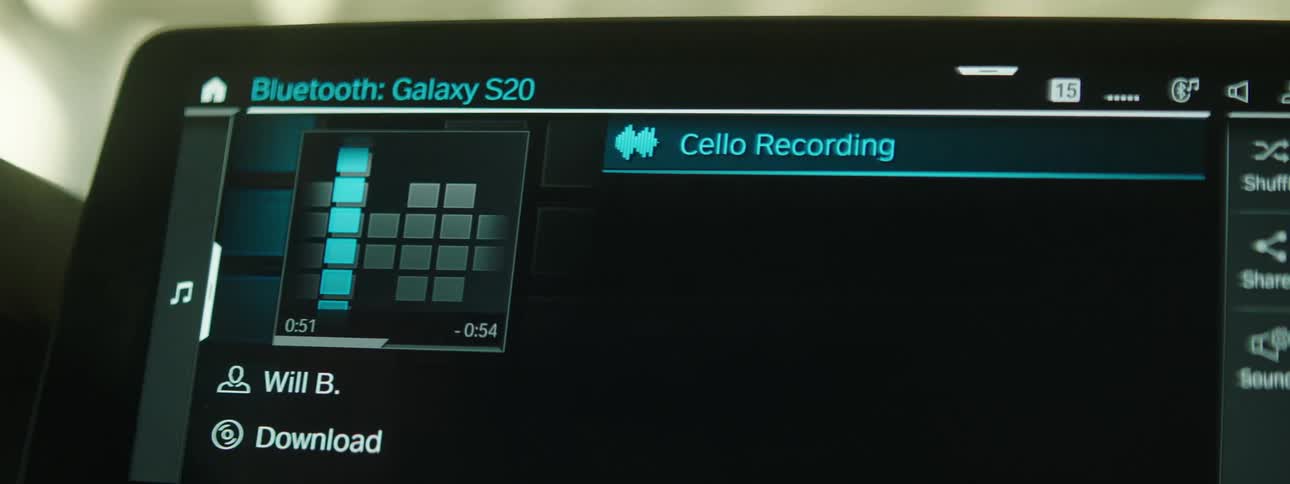 An electronic device with a touch screen