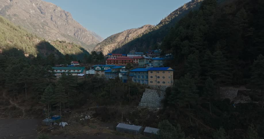 Village built in the middle of a mountain forest