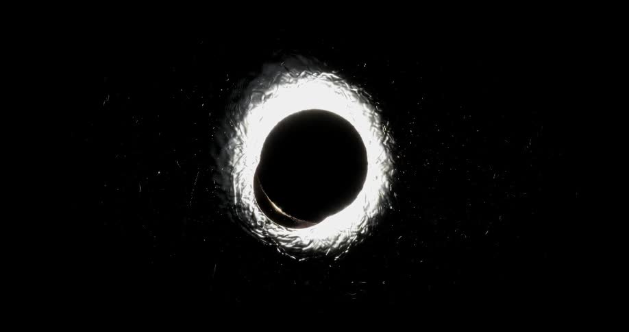 An object in the circular format has a white aura around it