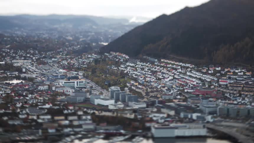 A large city nested in a mountain valley