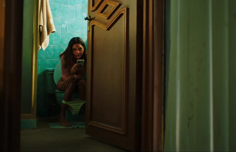 A clip of a person using the toilet