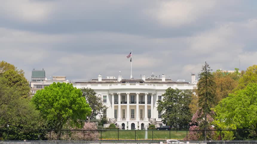 Panorama of the white house in washington with clouds passing by in time lapse