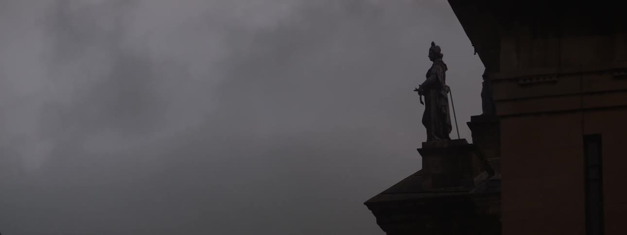 A statue on the outside of a structure