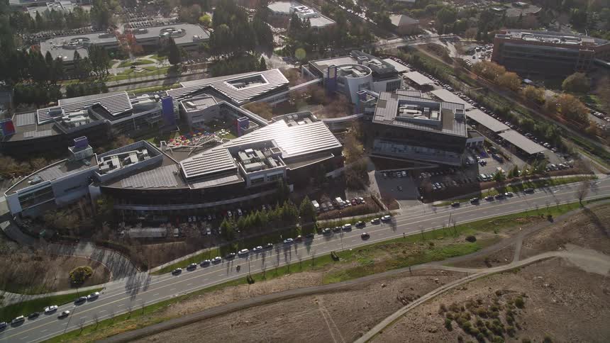 Aerial view of the googleplex campus buildings