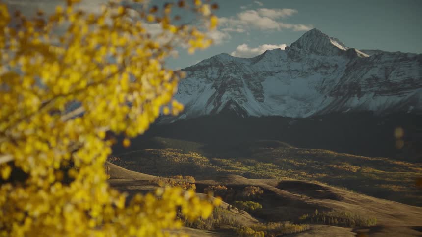 A wide clip of a mountain