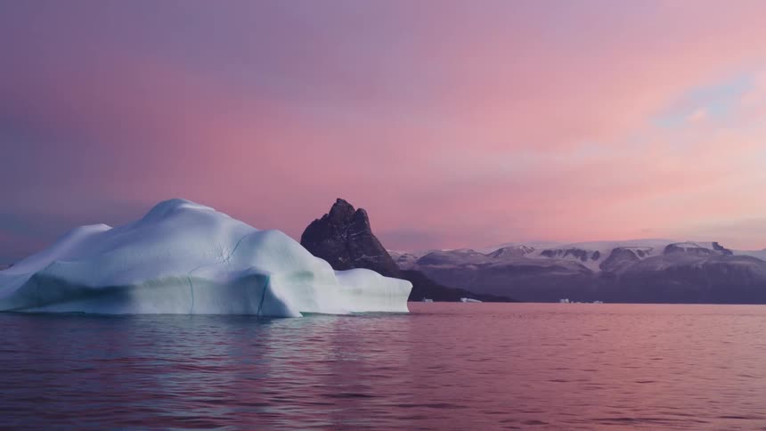 A clip of the arctic ice
