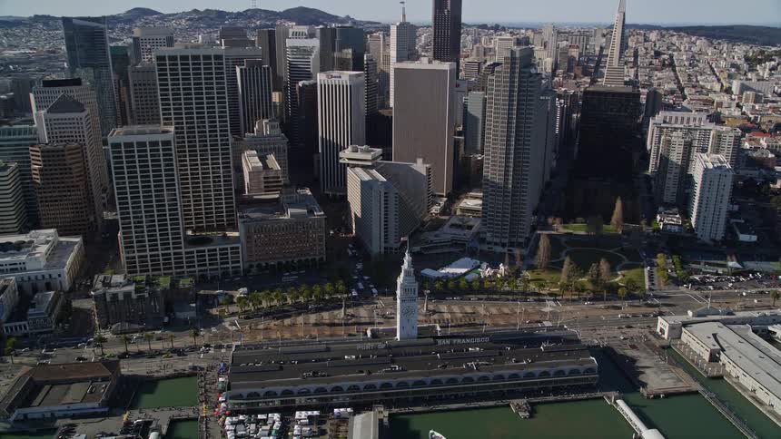 The tall pyramidshaped structure in the center of the image is the transamerica pyramid which is one of the most recognizable buildings in san franciscos skyline