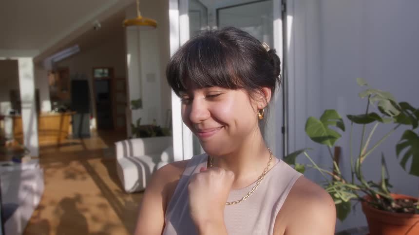 Portrait of a smiling young woman