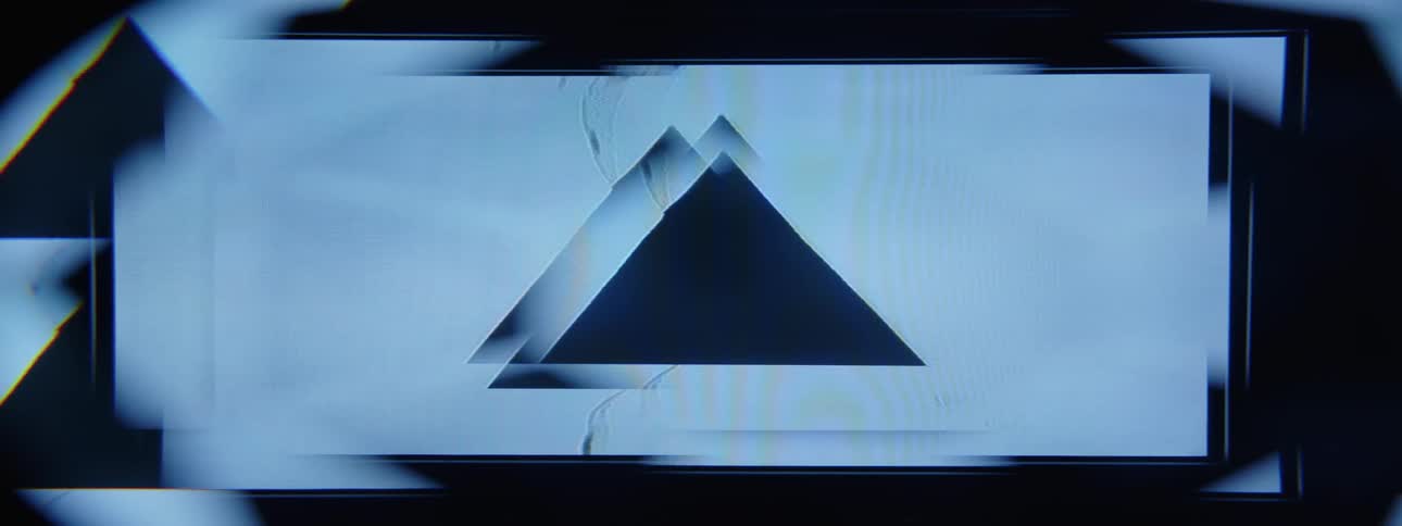 Projection on a screen of abstract triangular shapes