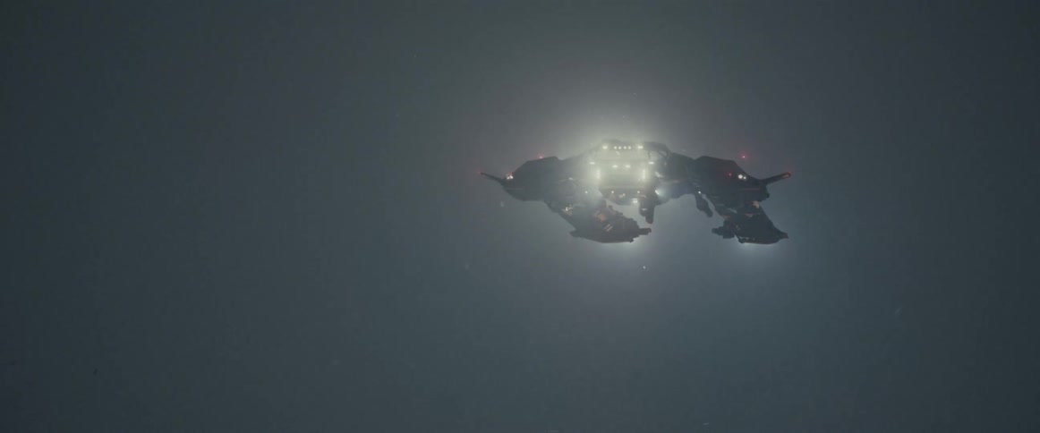 Aircraft with multiple lights preparing for landing