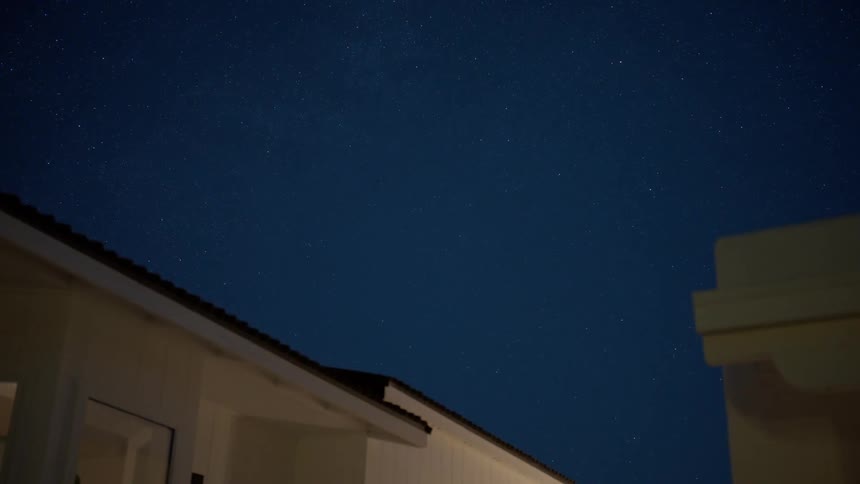The clear sky is full of stars
