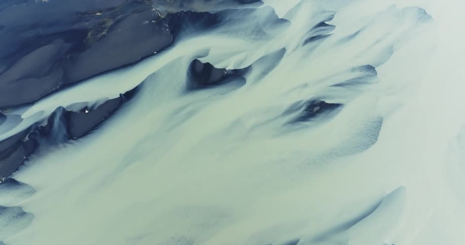 Aerial view of an icelandic rivers on a vast landscape