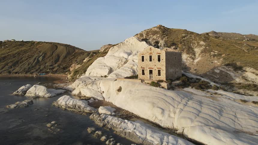 A shelter is right on the shore