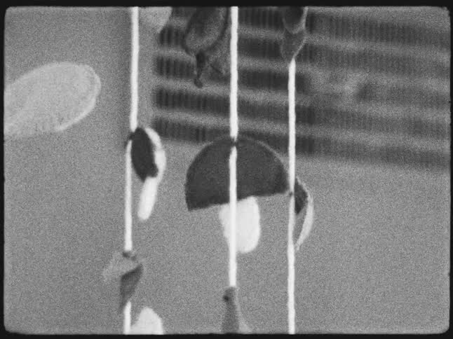 Hanging baby toy