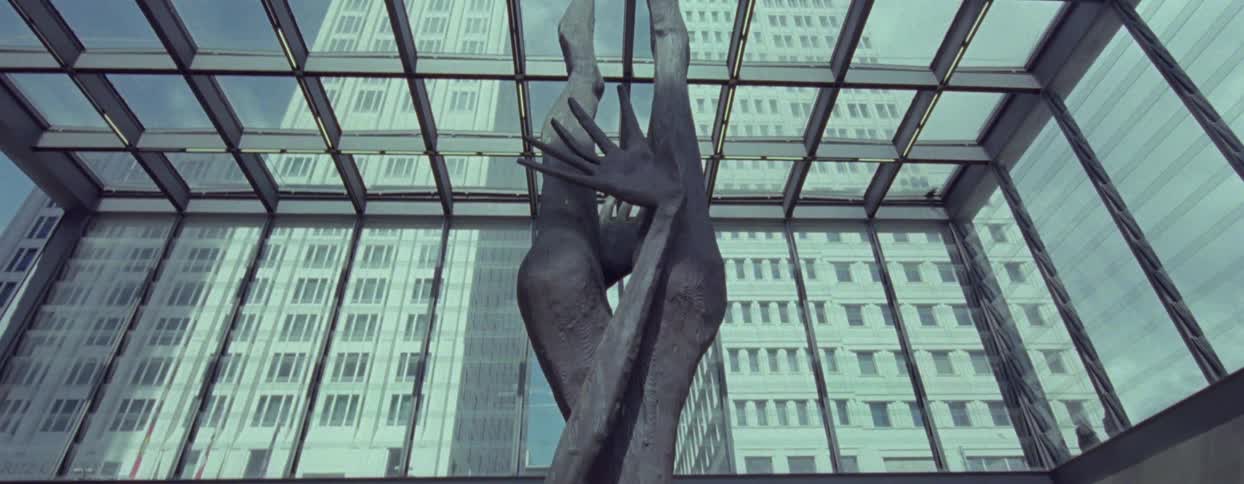 The giordano bruno monument sculpture in potsdamer platz berlin
