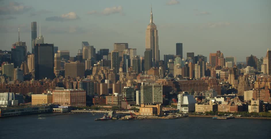 A view of a large city with many buildings