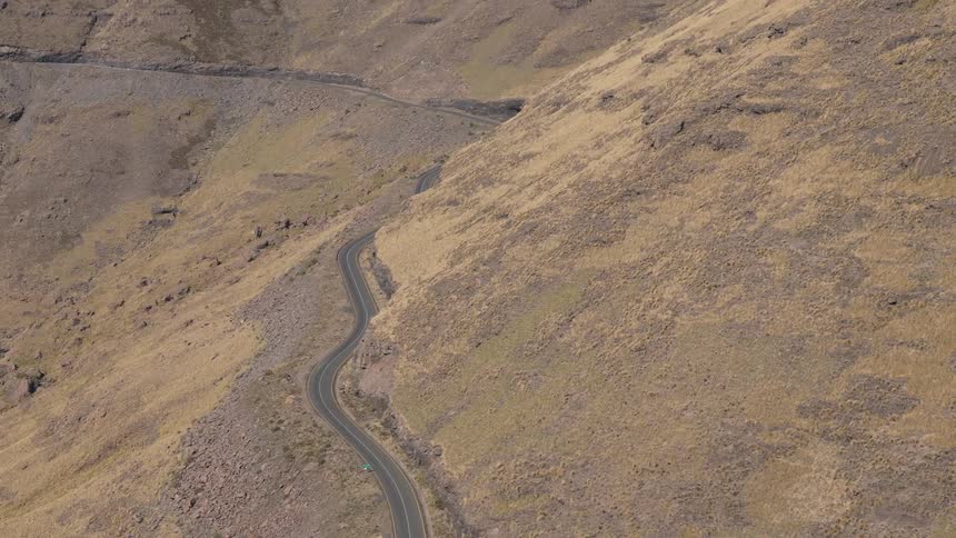Long highway that crosses mountains