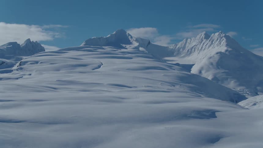 A wide clip of the arctic mountain
