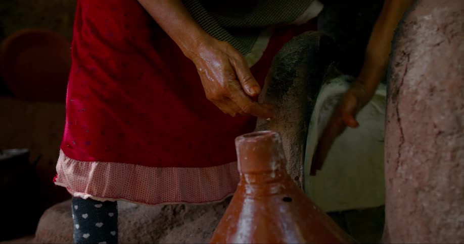 A clip of a person molding