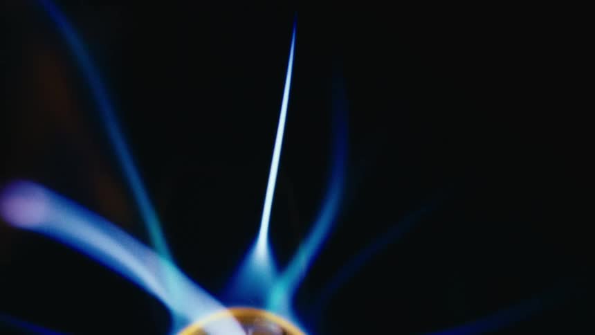 Light beams flicker from plasma ball