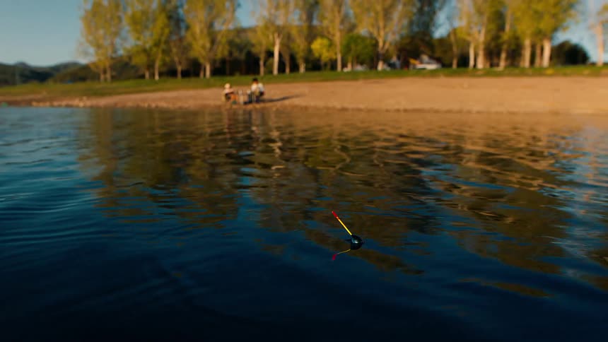 A clip of a lake