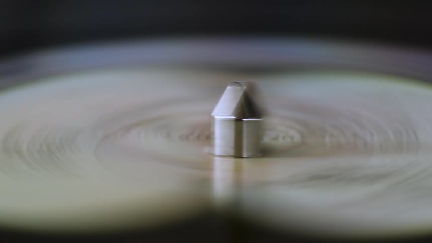 A clip of a rotating pointy metal