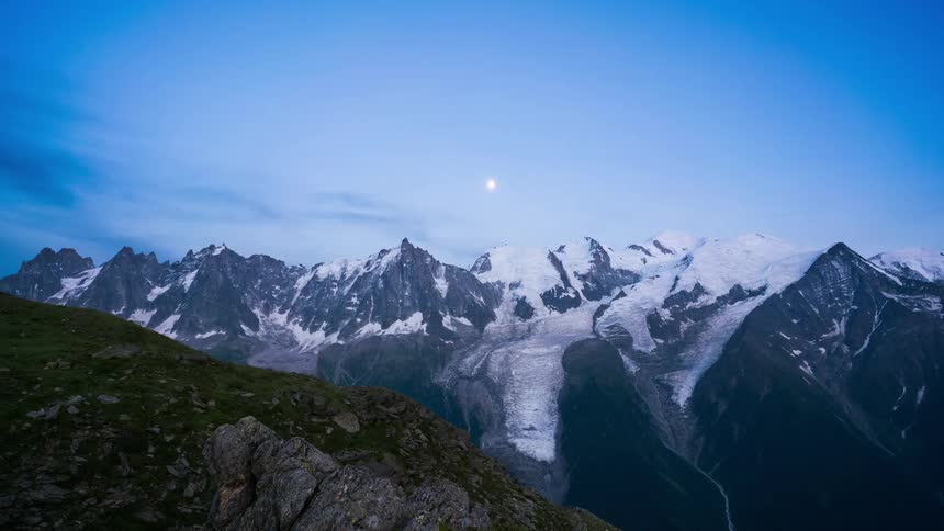 Landscape in a mountain valley with day dawning and dusk