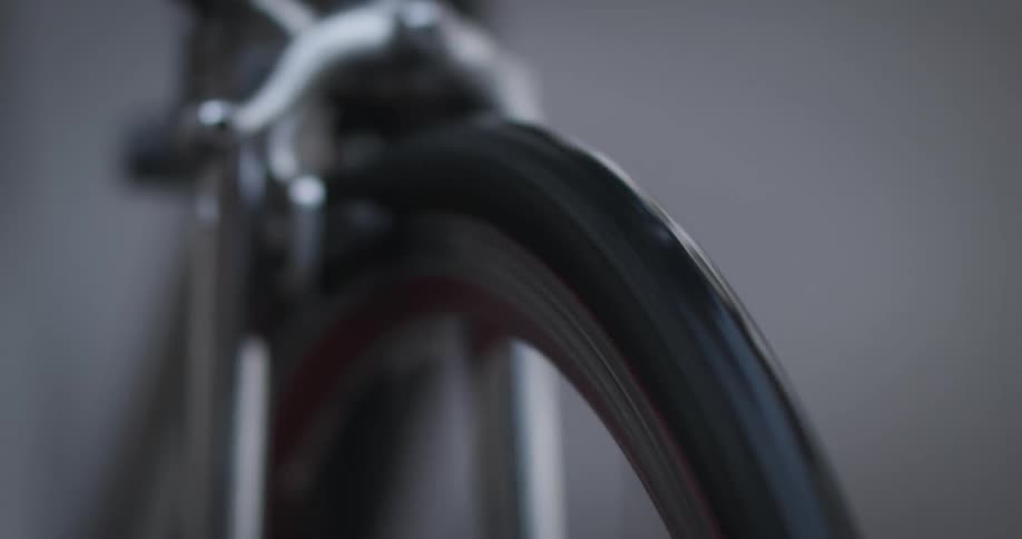 The front tire and brake assembly of a bicycle
