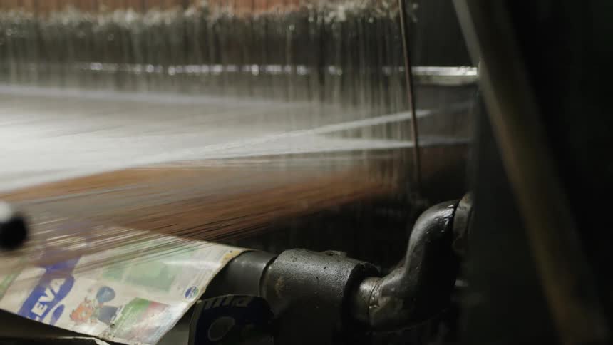 Thread is feeding into the machine