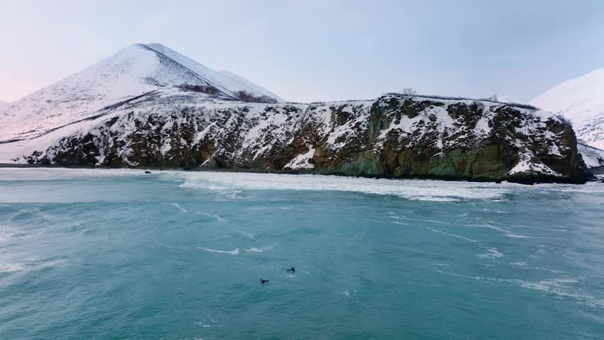 A wide clip of the arctic