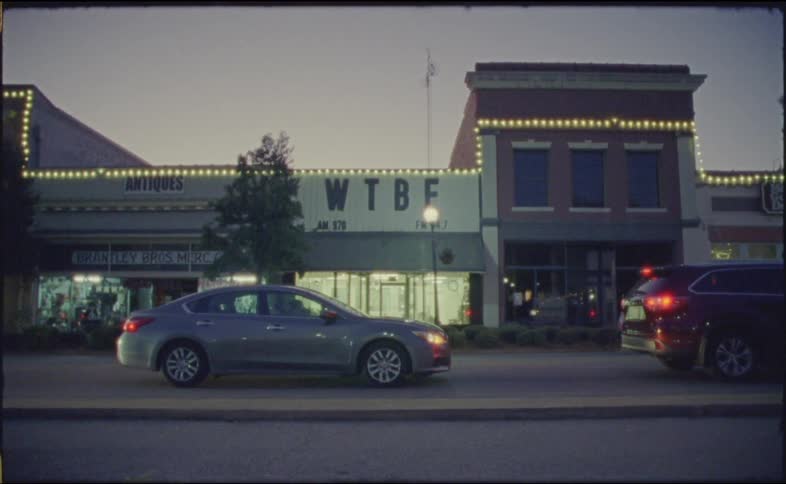 Vehicle traffic in a small town