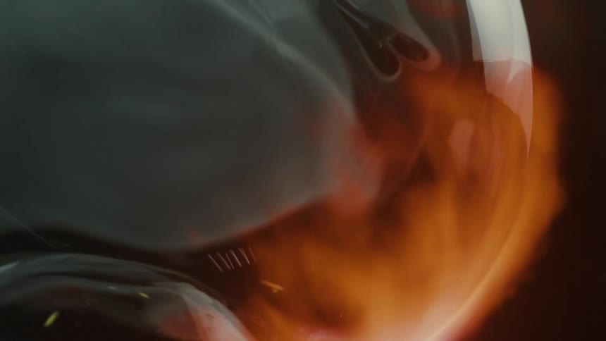 Fire shaping glass