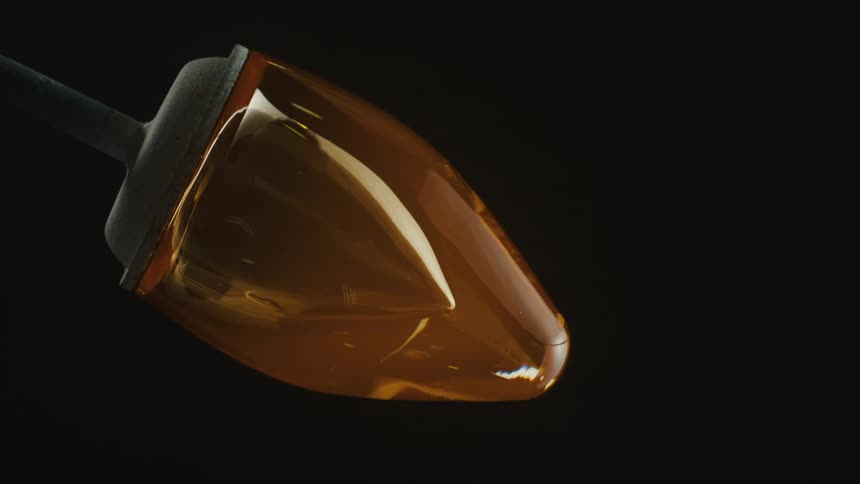 Support with glass in heated state