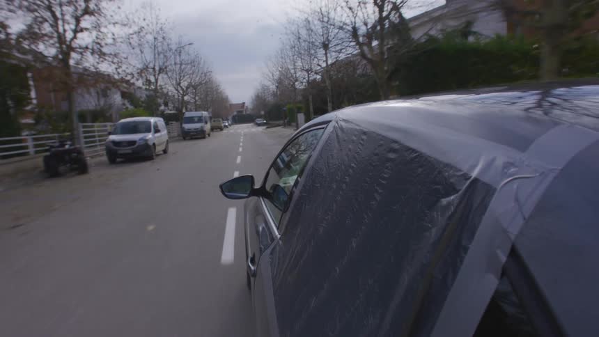 Vehicle traveling on an urban road