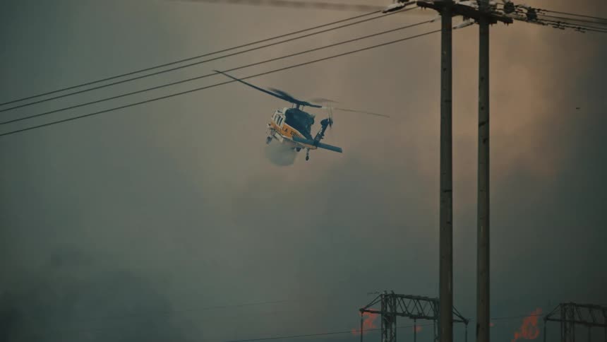 A clip of a firefighting helicopter