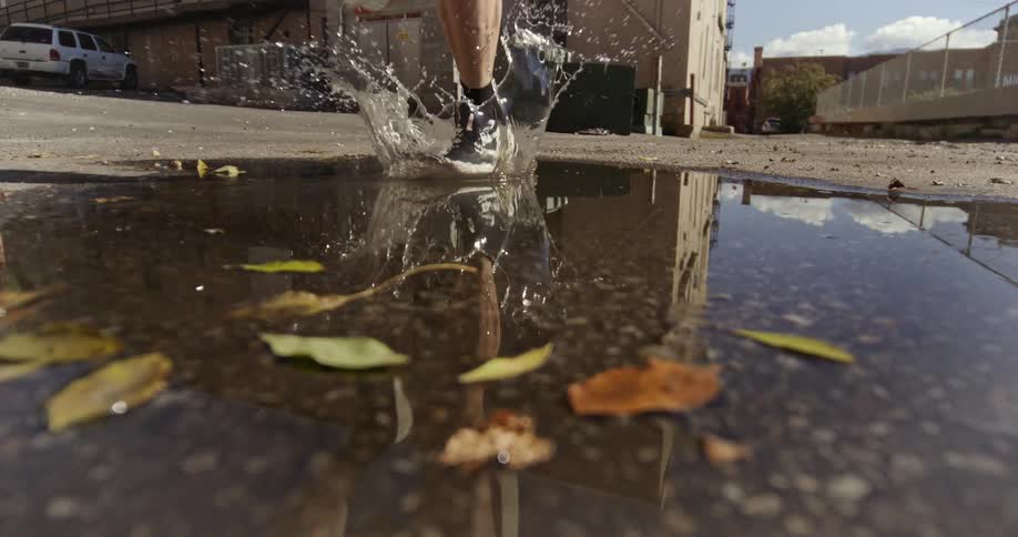A footage of a lady running