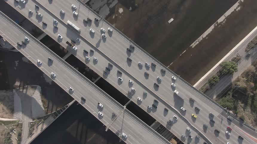 Heavy traffic fills the freeway