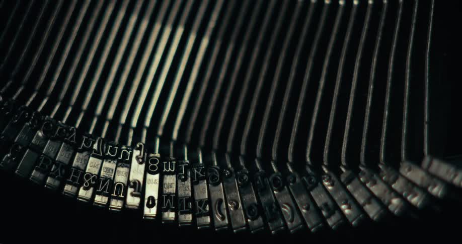 Typewriter internals move while the typewriter is in use