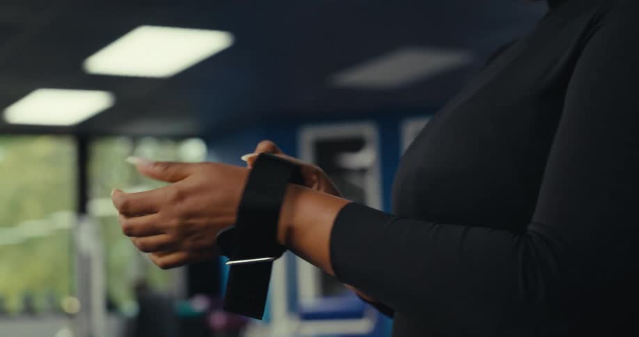 A footage of a person in the gym