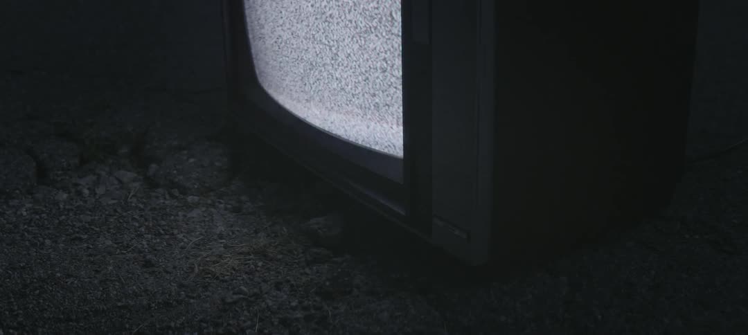 Tv flickering static outside on the ground