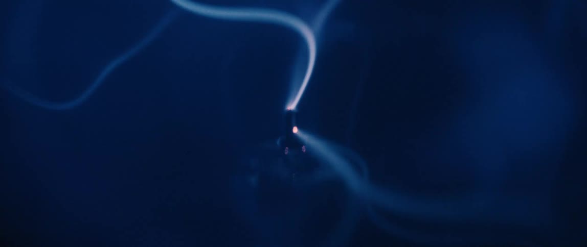 Light streams flow within a plasma sphere in a dark area