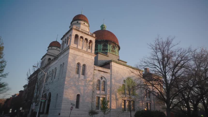 A footage of a monument building in the city
