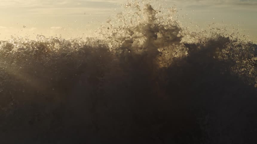 Low footage of the sea wave