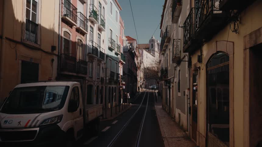 A city alleyway