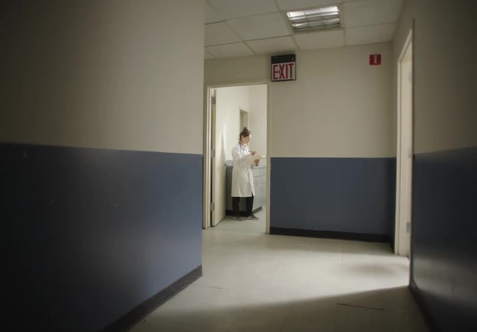 Nurse working in a hospital
