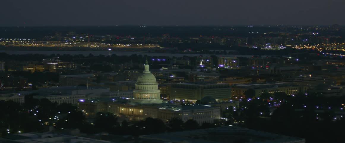 Capitol building in washington, d.c. at night