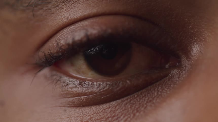 A close up of a single eye