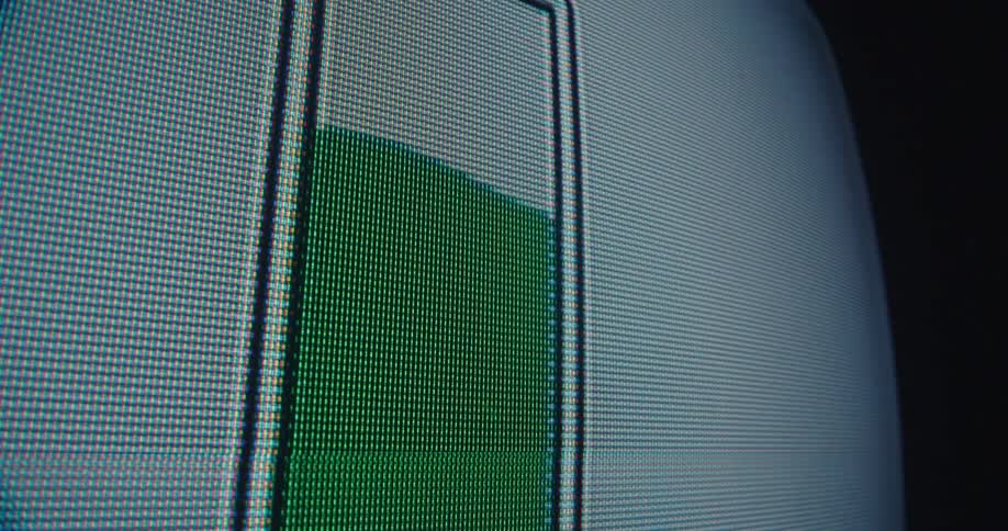 An icon of a battery being filled up is displayed on a screen