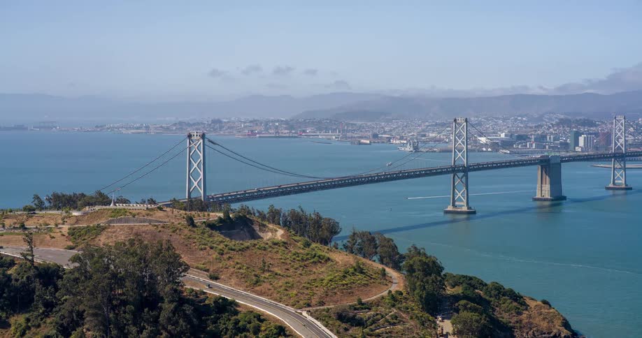 A long bridge is full of traffic