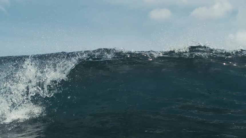 Small tubular wave breaking in the ocean